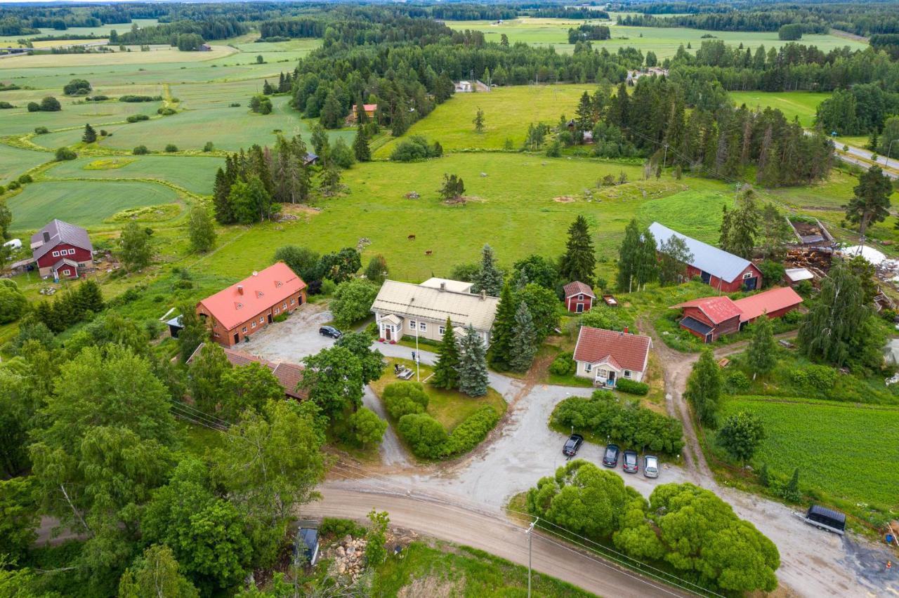 Ellilaen Kievari Toijala Exterior foto
